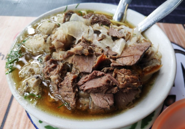 Review Makanan Mi Sop Bakso Sapi Spesial