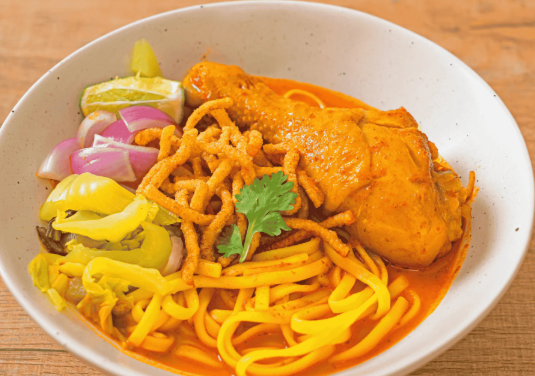 Review Makanan Khao Soi Kelezatan Kari Mie Khas Thailand