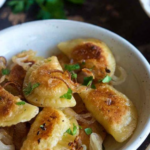 Review Makanan Pierogi Pangsit Polandia yang Sangat Lezat