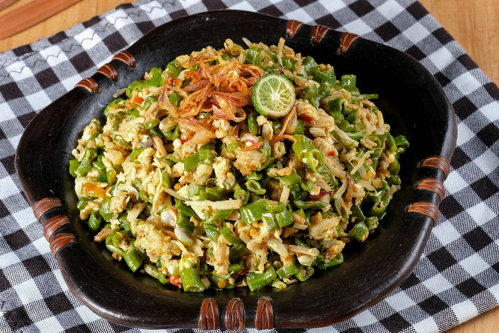 Review Makanan Lawar Bali Kelezatan Rempah Autentik